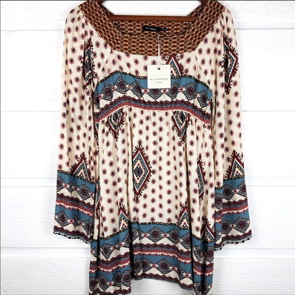 Blu Pepper Dresses & Skirts - BLU PEPPER Ivory Blue Red Boho Print Mini Dress Sm